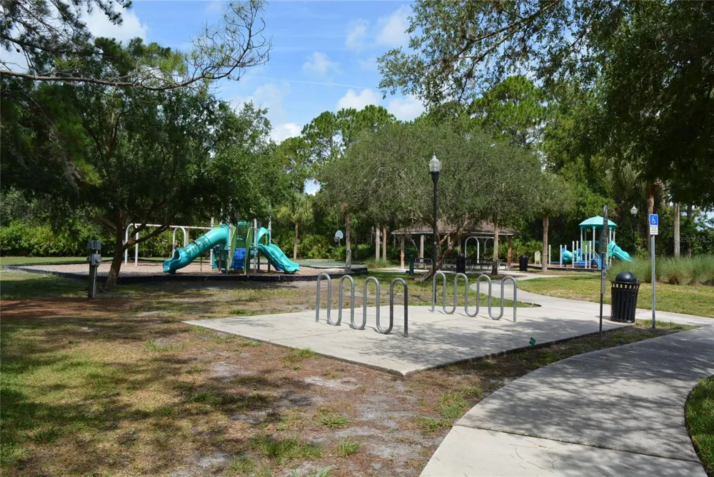 14648 CORKWOOD DRIVE Tampa, FL 33626