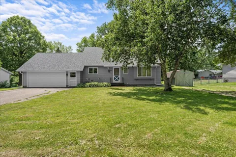 437 W Elm Street