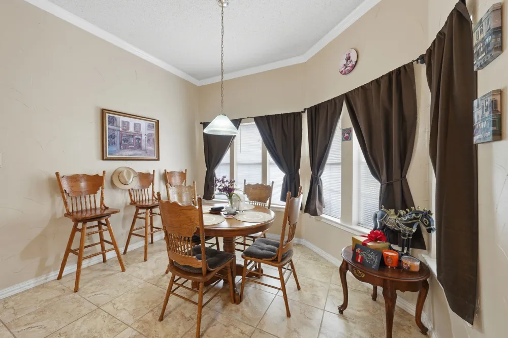 7600 Chapman Drive North Richland Hills, TX 76182