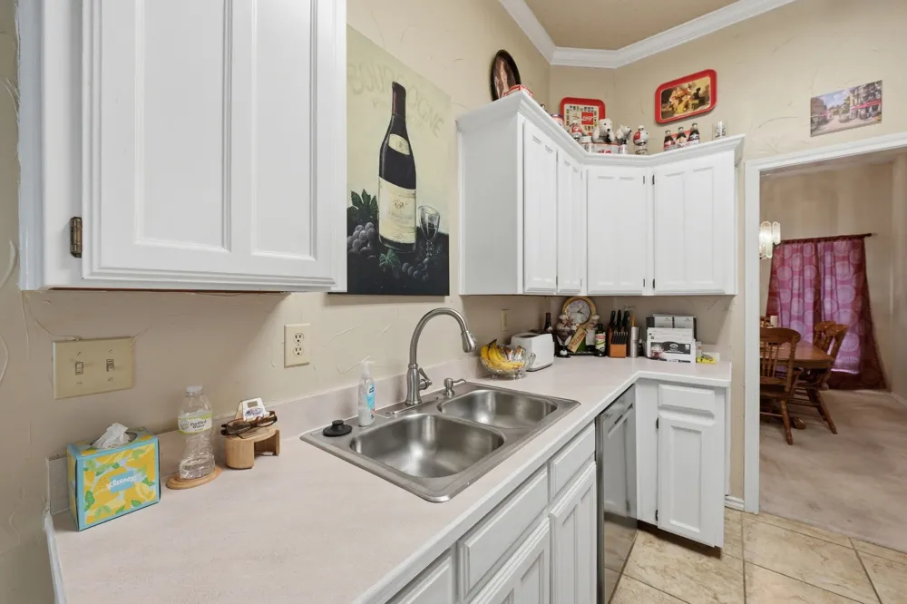 7600 Chapman Drive North Richland Hills, TX 76182