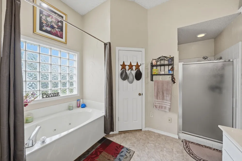 7600 Chapman Drive North Richland Hills, TX 76182