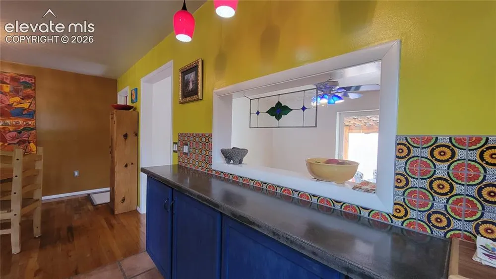 207 Beckers Lane Manitou Springs, CO 80829