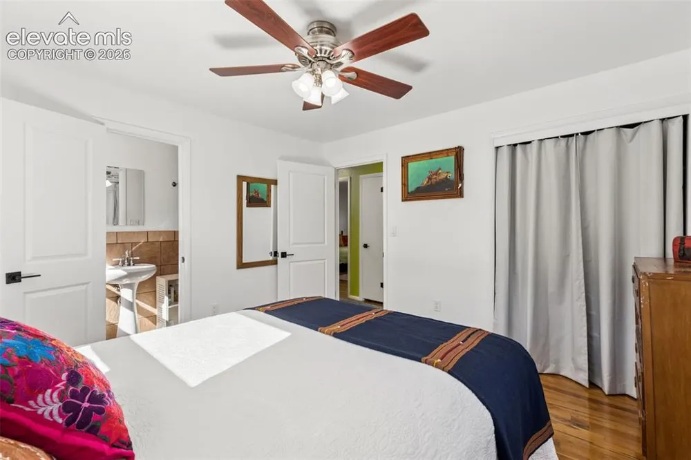 207 Beckers Lane Manitou Springs, CO 80829