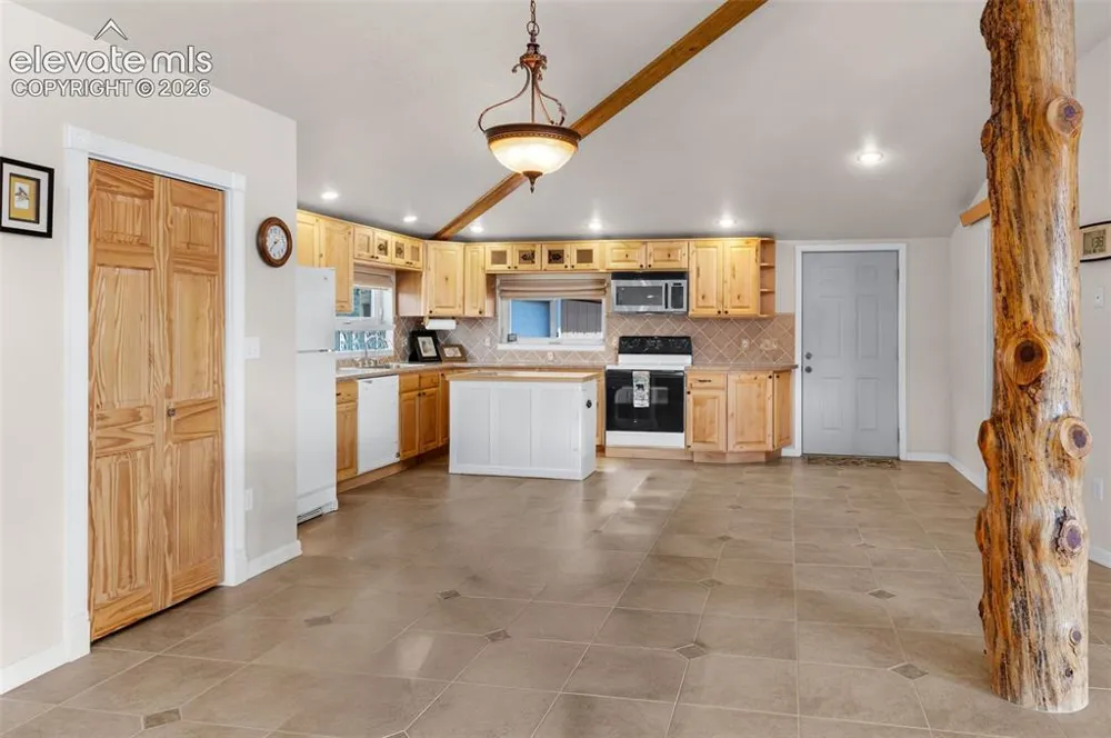 610 Matterhorn Circle Westcliffe, CO 81252
