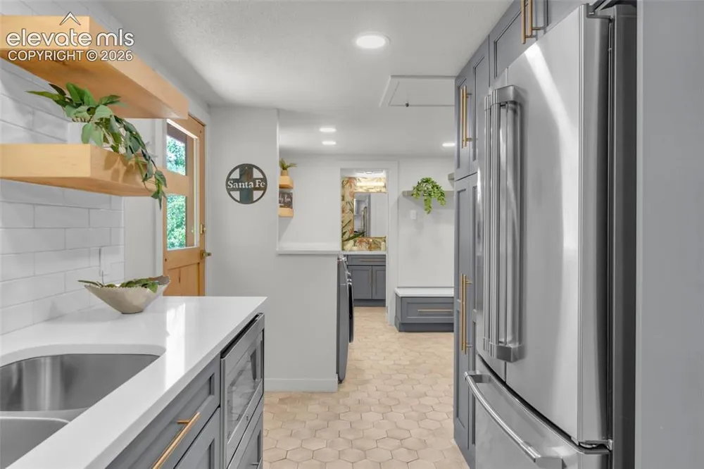 344 Plainview Place Manitou Springs, CO 80829