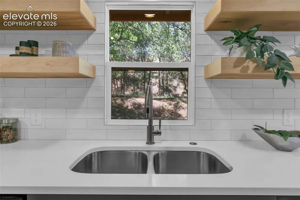 344 Plainview Place Manitou Springs, CO 80829