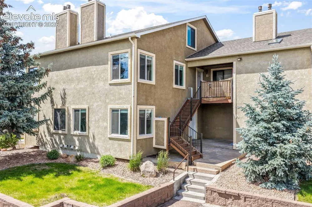 1010 Magic Lamp Way #C Monument, CO 80132