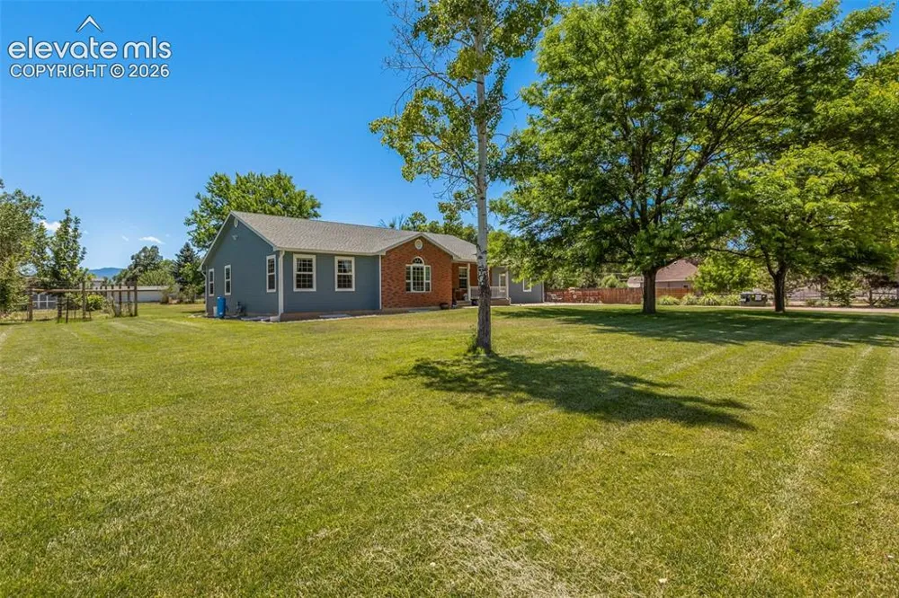 1548 Grand Avenue Canon City, CO 81212
