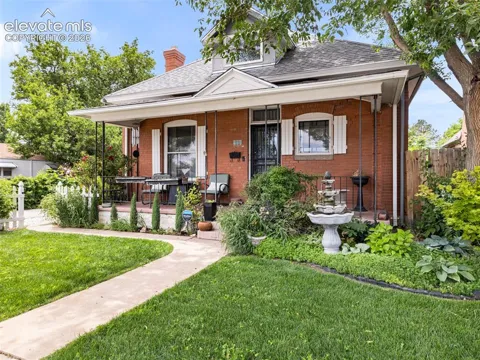 310 W Adams Avenue