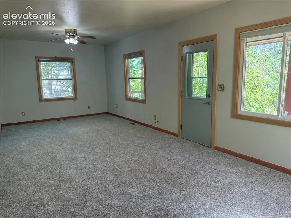 208 Iron Road Manitou Springs, CO 80829