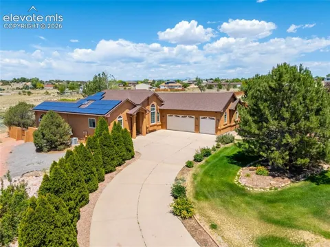 611 S Lone Cowboy Drive