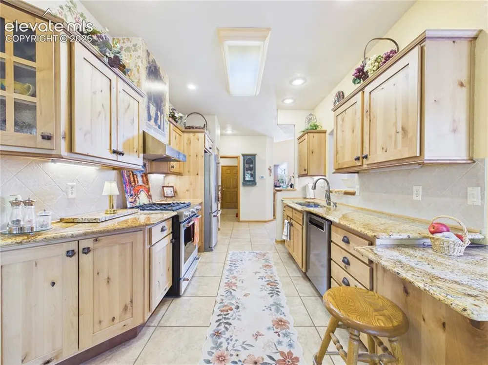 611 S Lone Cowboy Drive Pueblo West, CO 81007