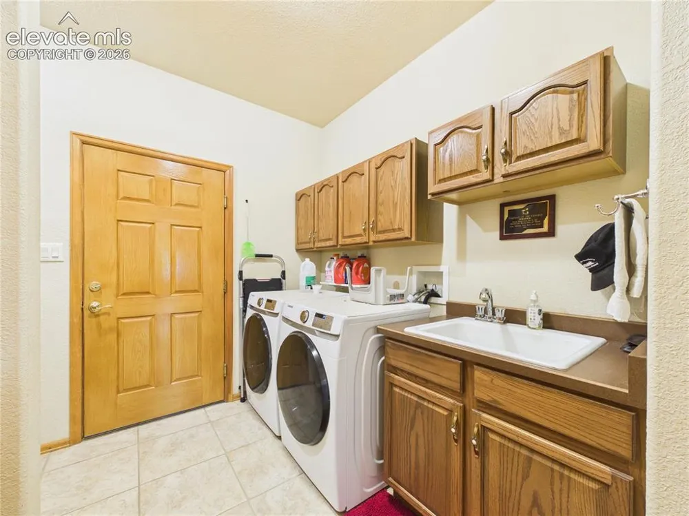 611 S Lone Cowboy Drive Pueblo West, CO 81007