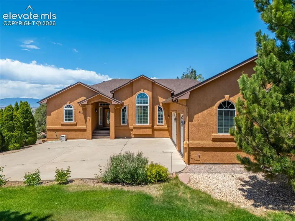 611 S Lone Cowboy Drive Pueblo West, CO 81007