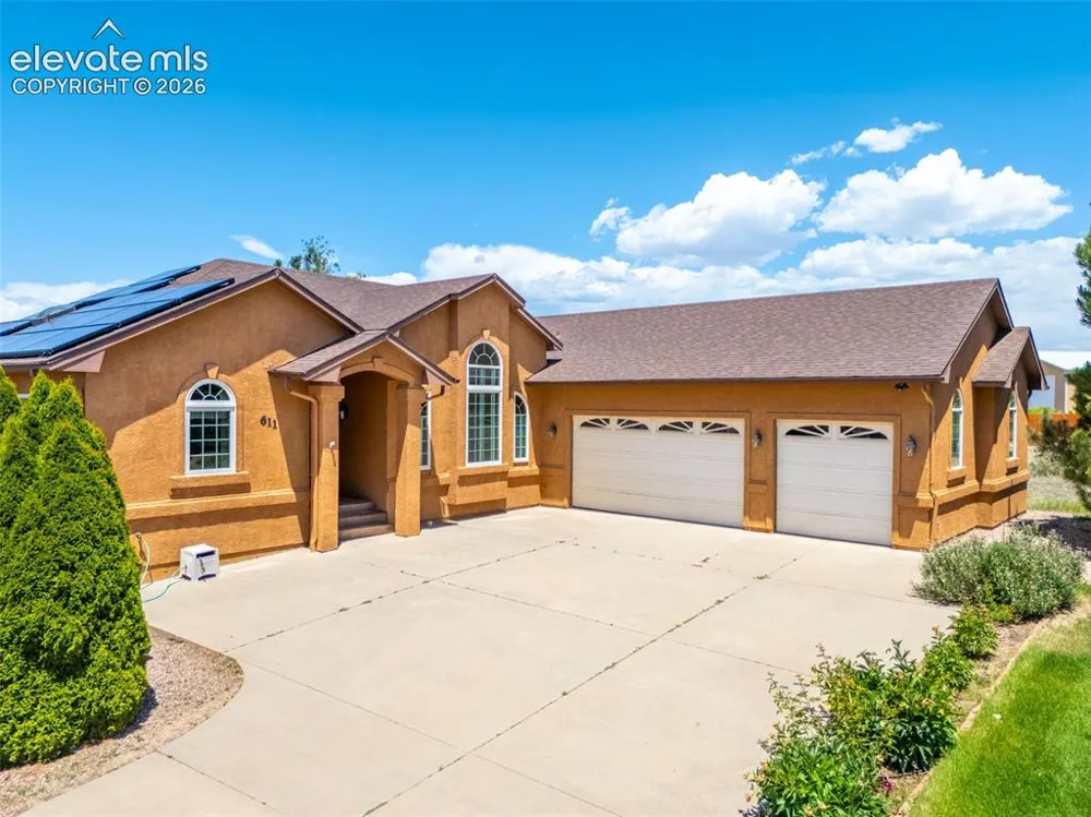 611 S Lone Cowboy Drive Pueblo West, CO 81007