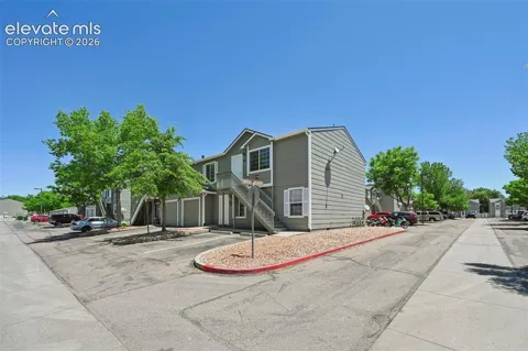 431 Kitfield View
