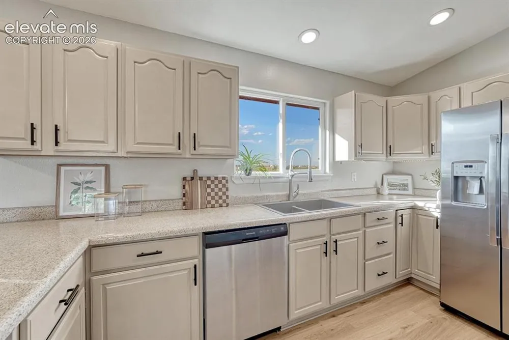 831 E Paseo Dorado Drive Pueblo West, CO 81007