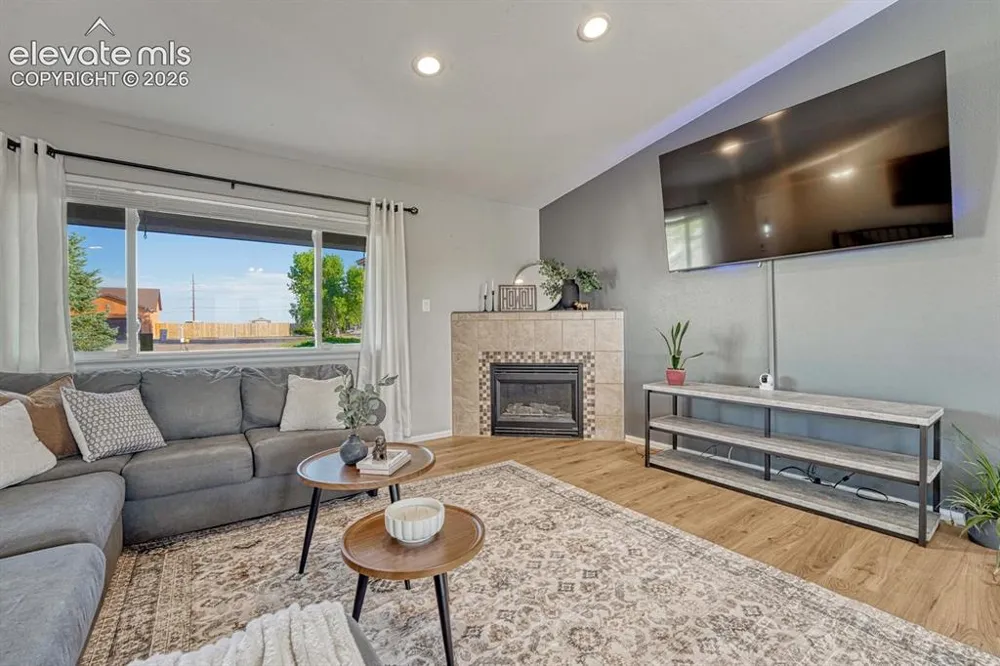 831 E Paseo Dorado Drive Pueblo West, CO 81007