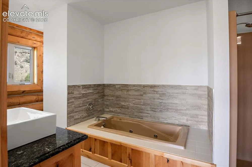 86 K STREET Penrose, CO 81240