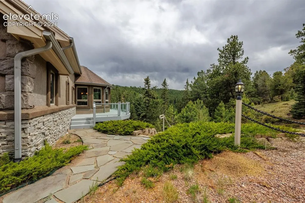 6100 Elk Valley Road Divide, CO 80814