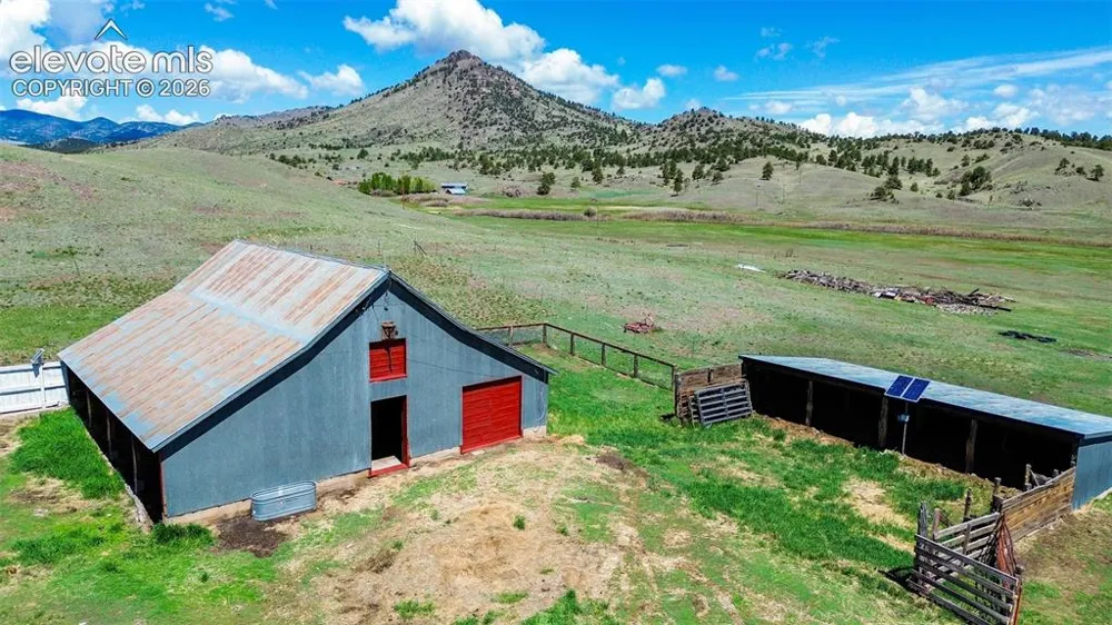 11105 County Road 102 Guffey, CO 80820
