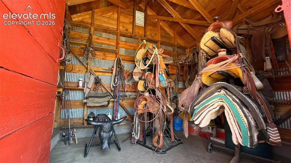 11105 County Road 102 Guffey, CO 80820