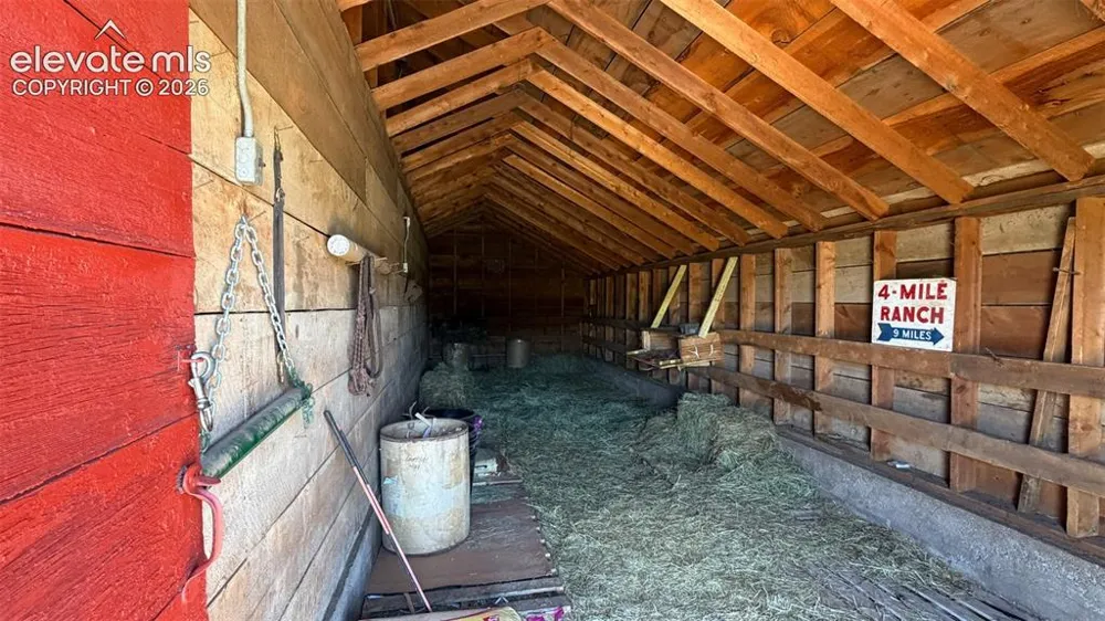 11105 County Road 102 Guffey, CO 80820