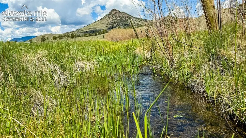 11105 County Road 102 Guffey, CO 80820