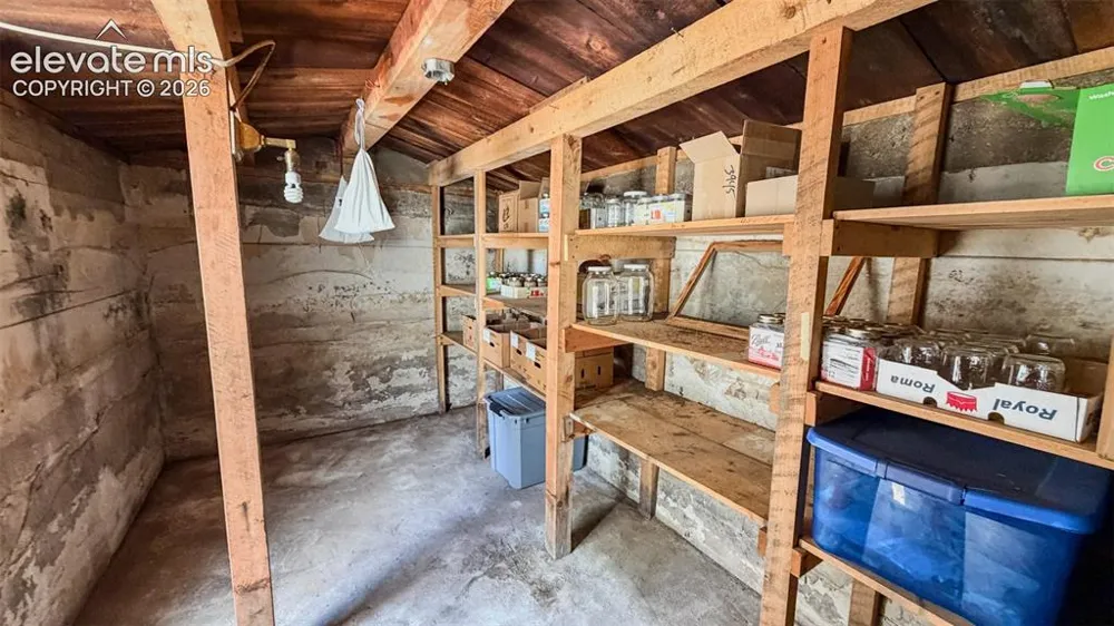 11105 County Road 102 Guffey, CO 80820