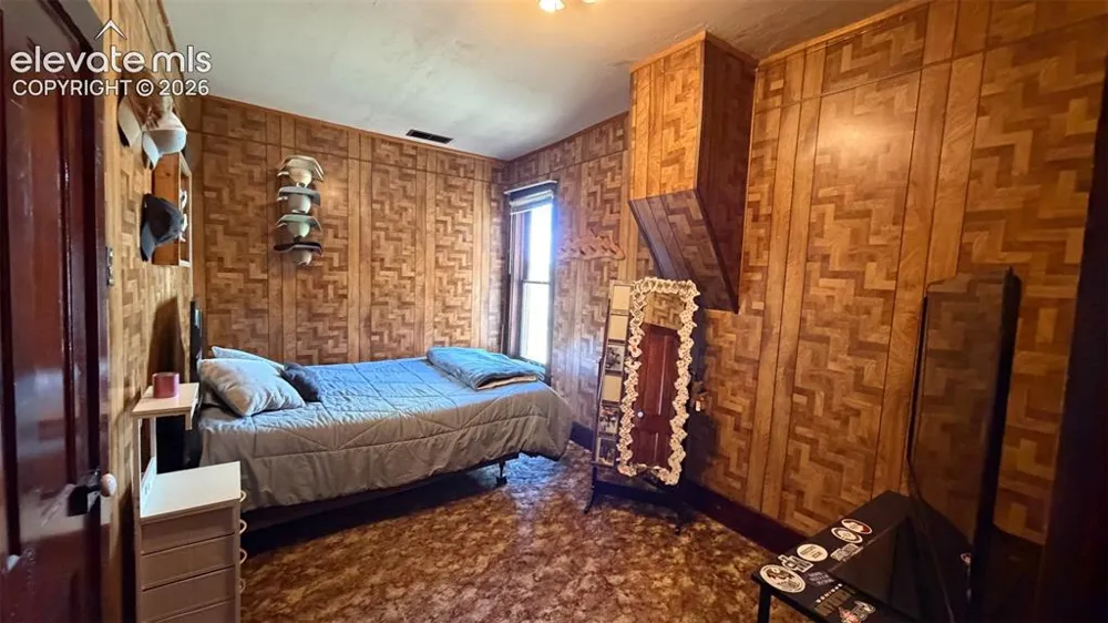 11105 County Road 102 Guffey, CO 80820
