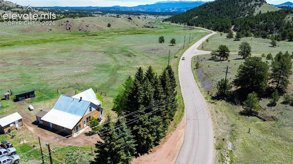 11105 County Road 102 Guffey, CO 80820