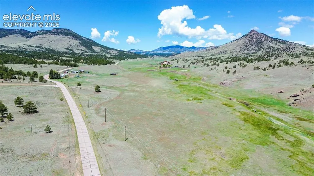 11105 County Road 102 Guffey, CO 80820