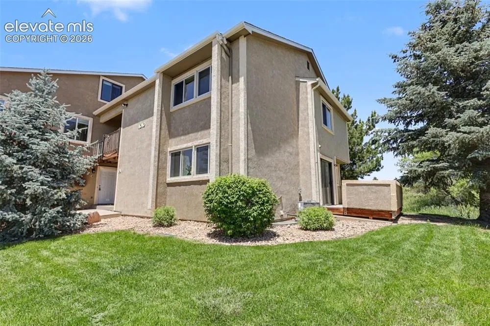 1010 Magic Lamp Way #A Monument, CO 80132