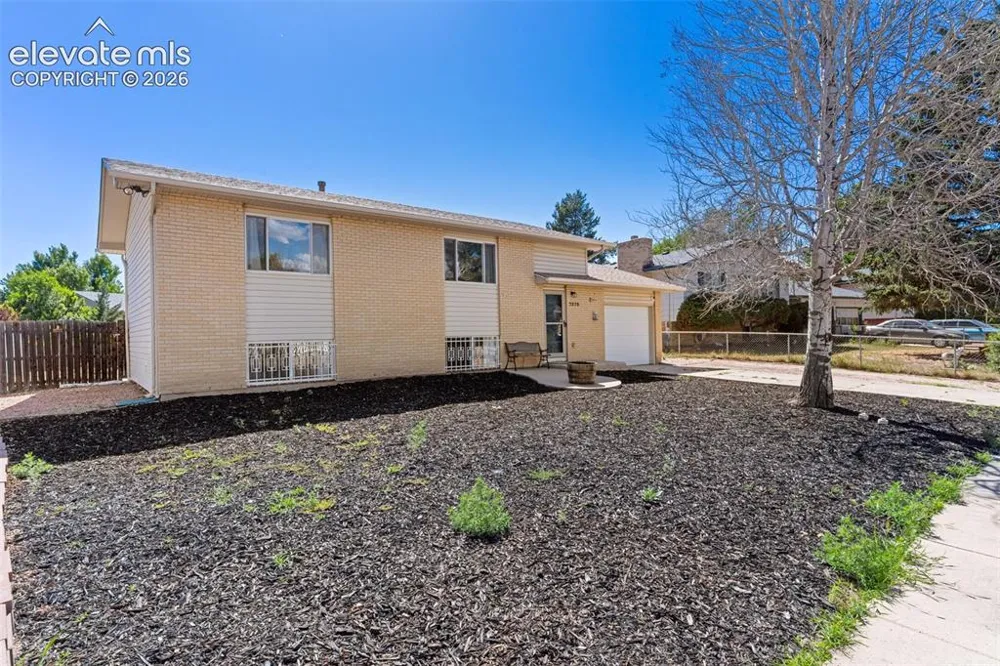 7370 Sugarloaf Terrace Fountain, CO 80817