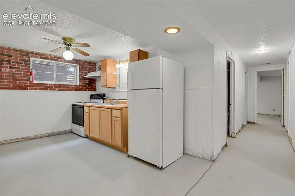 523 E Las Animas Street Colorado Springs, CO 80903