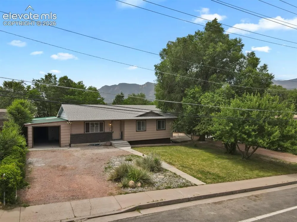 523 E Las Animas Street Colorado Springs, CO 80903