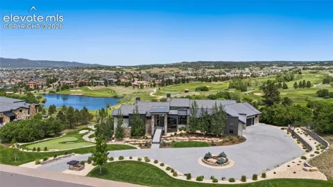 1484 Vine Cliff Heights