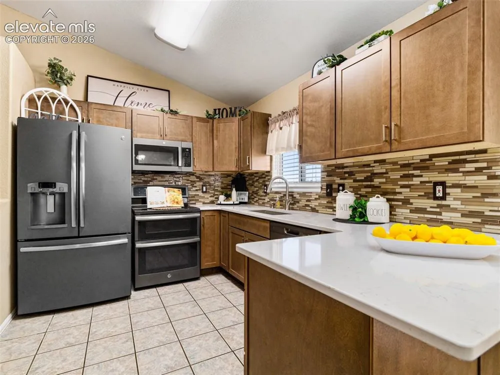 735 S Sterling Drive Pueblo, CO 81007