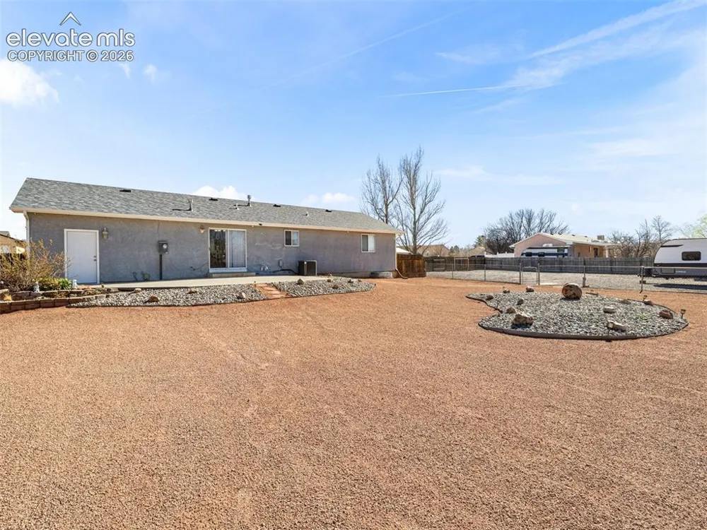735 S Sterling Drive Pueblo, CO 81007