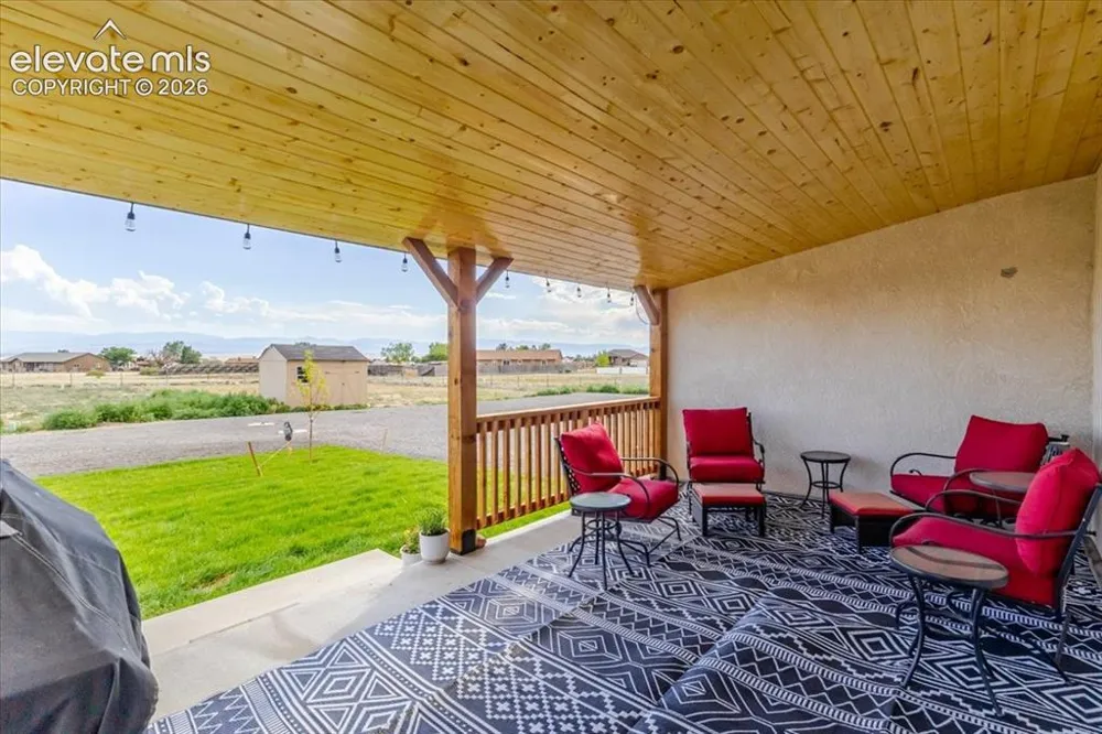 698 W McCulloch Boulevard Pueblo West, CO 81007