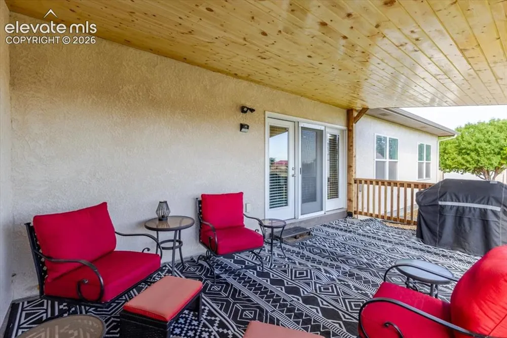 698 W McCulloch Boulevard Pueblo West, CO 81007