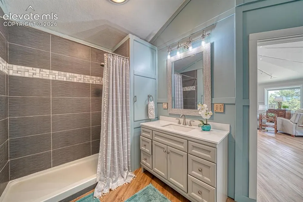 895 Acorn Road Cotopaxi, CO 81223