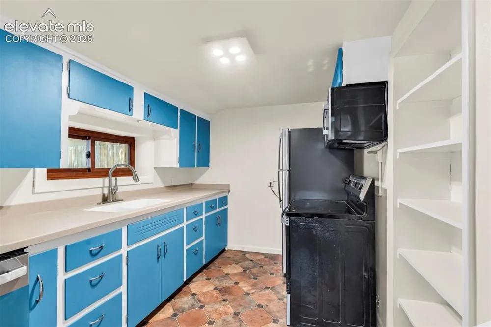217 4th Street Canon City, CO 81212