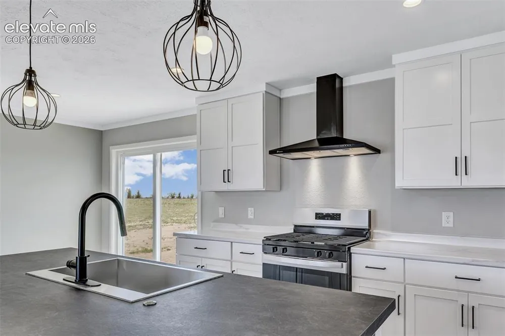 930 Awesome View Yoder, CO 80864