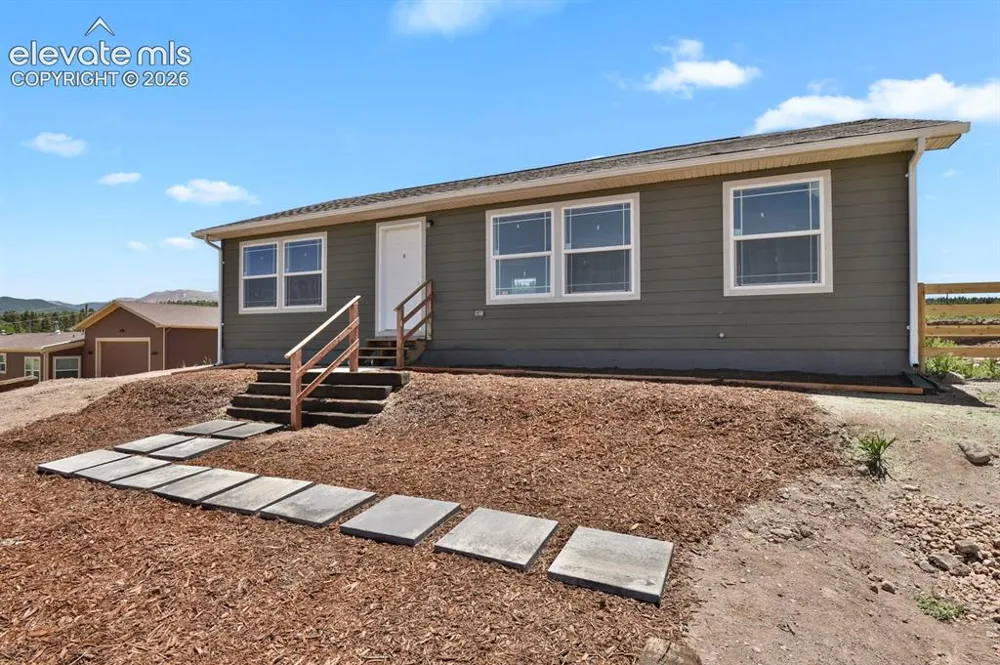 58 Elfin Glen Drive Divide, CO 80814