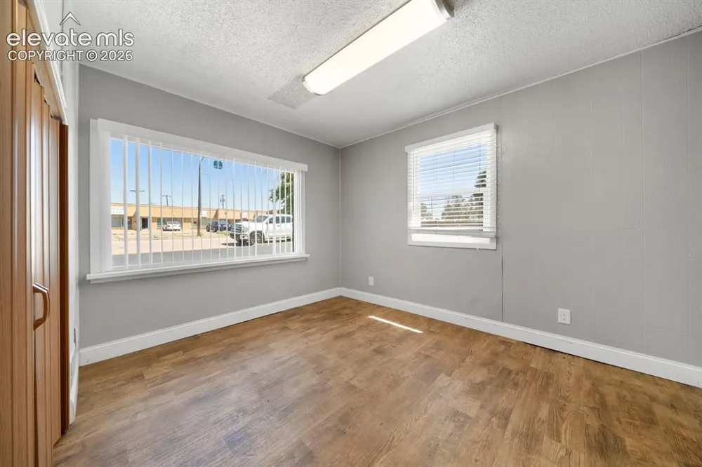 22 Iowa Avenue Colorado Springs, CO 80909