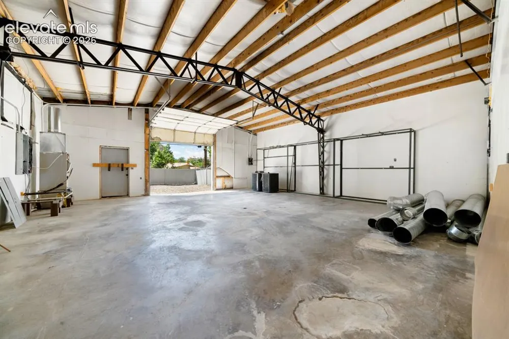 22 Iowa Avenue Colorado Springs, CO 80909
