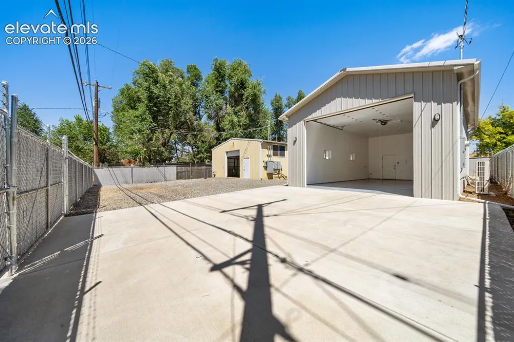 22 Iowa Avenue Colorado Springs, CO 80909
