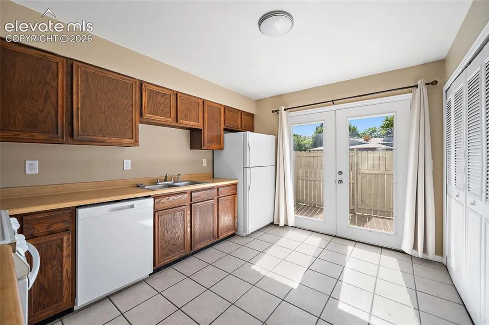 81 Castle Royal Drive #87 Pueblo, CO 81005
