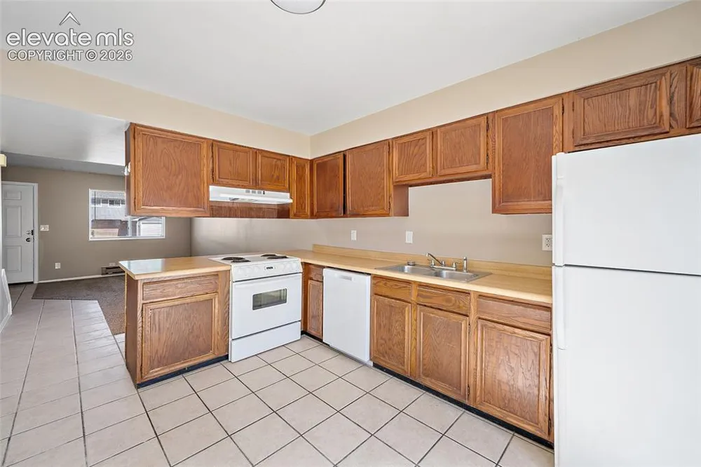 81 Castle Royal Drive #87 Pueblo, CO 81005